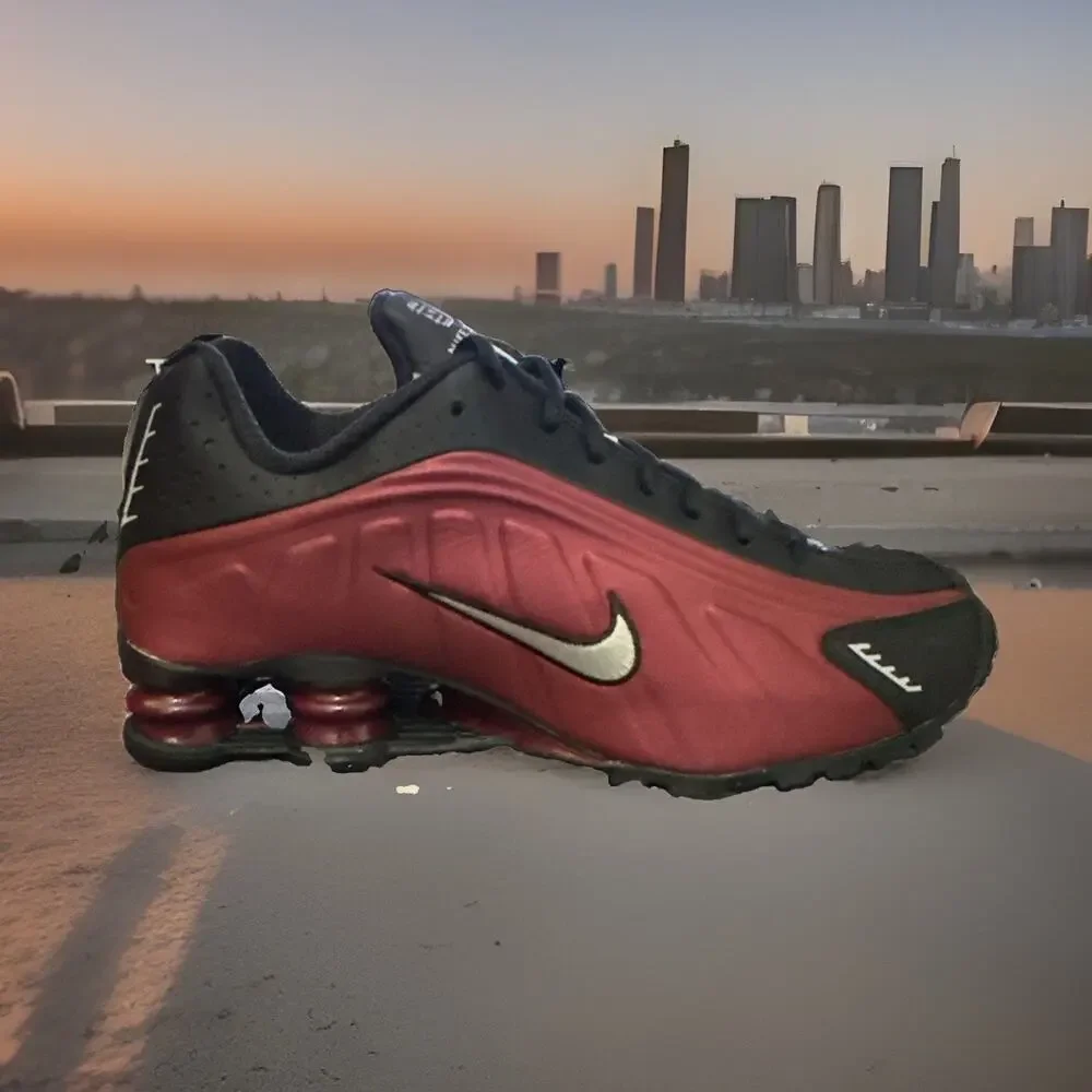 New Women's Size 9.5 Nike Shox R4 Black Team Red AR3565-009 Men's Size 8